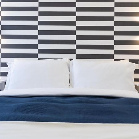 Budget Rooms Carbonazzi 17 Cagliari Eksteriør billede
