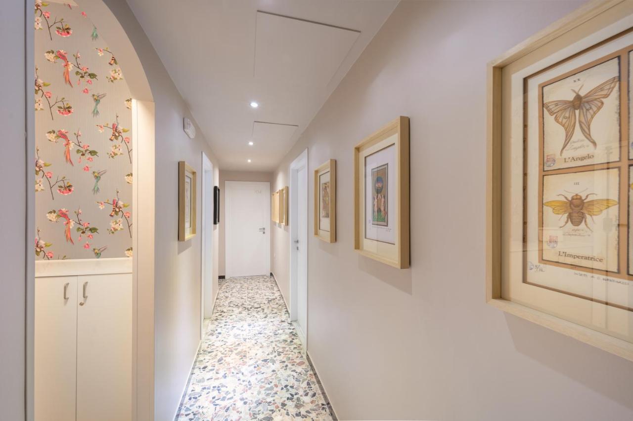 Budget Rooms Carbonazzi 17 Cagliari Eksteriør billede