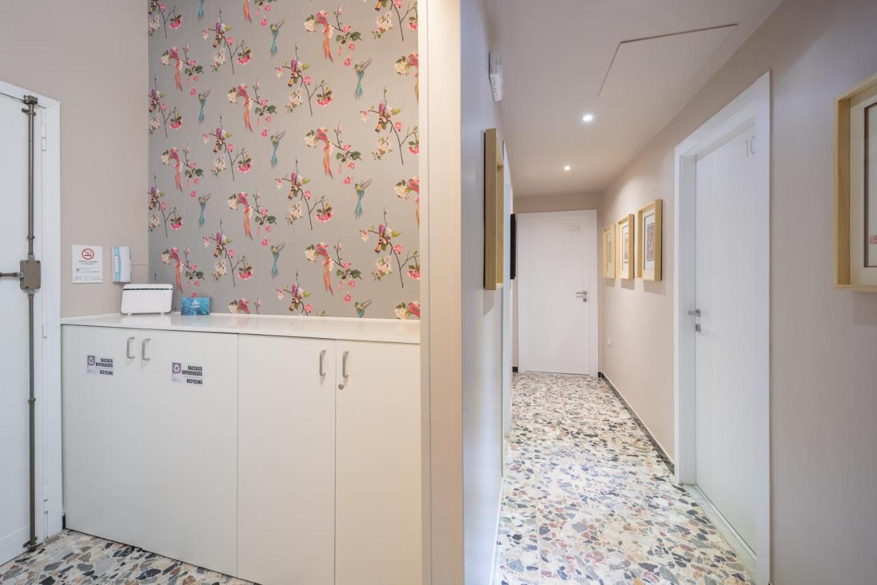 Budget Rooms Carbonazzi 17 Cagliari Eksteriør billede