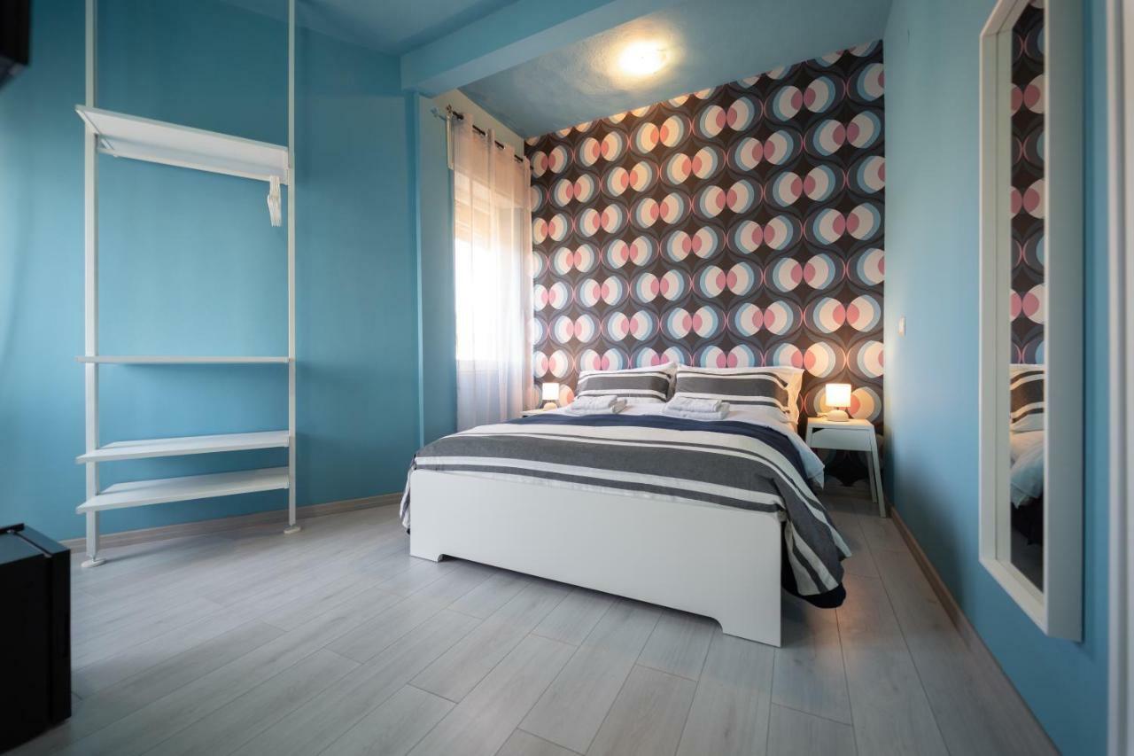 Budget Rooms Carbonazzi 17 Cagliari Eksteriør billede
