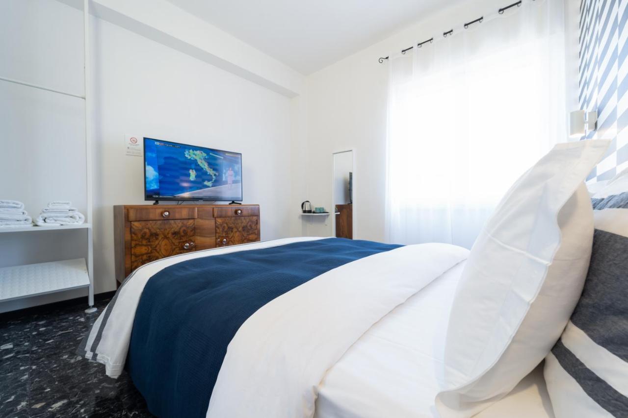 Budget Rooms Carbonazzi 17 Cagliari Eksteriør billede